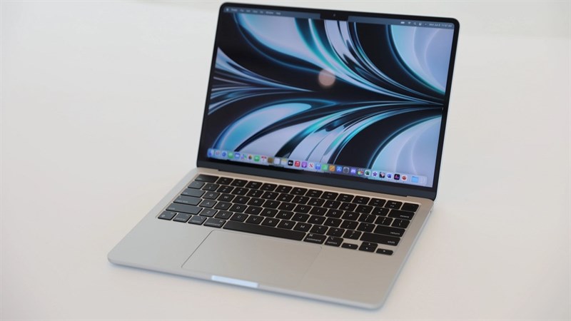 MacBook Pro M2 13 inch 2022